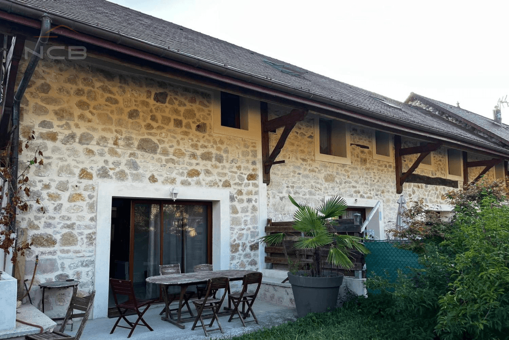 NCBugey – Menuiserie, Portes &amp; Fenêtres en Savoie et Haute-Savoie